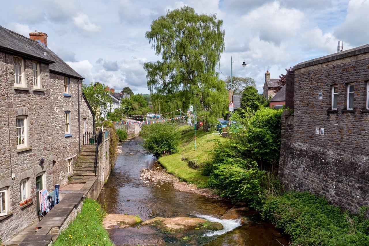 Sound Of The River Talgarth Bagian luar foto